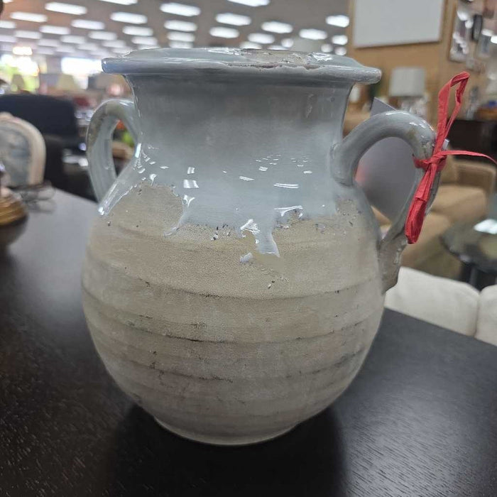 VASE BT