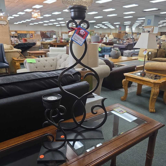 SET OF 2 CANDLE HOLDERS
