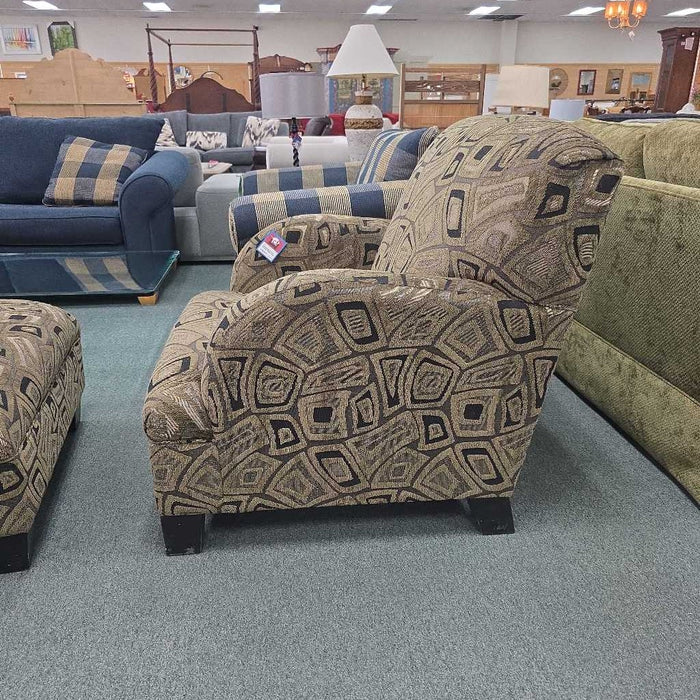 CHAIR WITH OTTOMAN