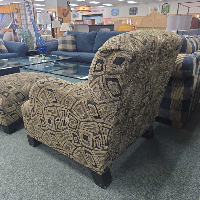 CHAIR WITH OTTOMAN