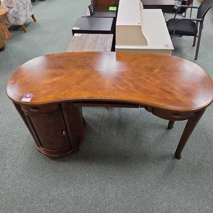 DESK BAH