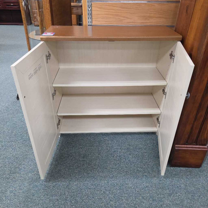 ACCENT CABINET KL