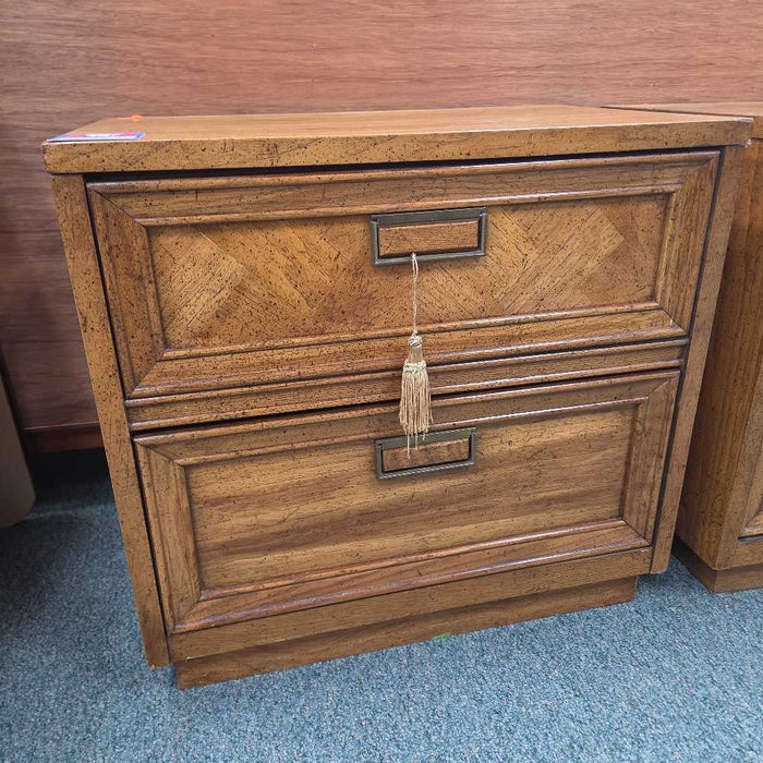 NIGHTSTAND KL