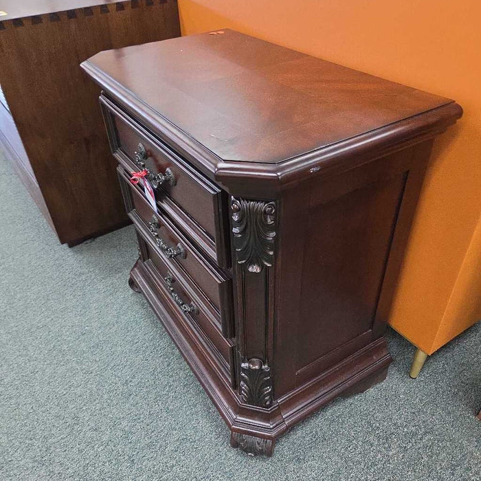 NIGHTSTAND BHC