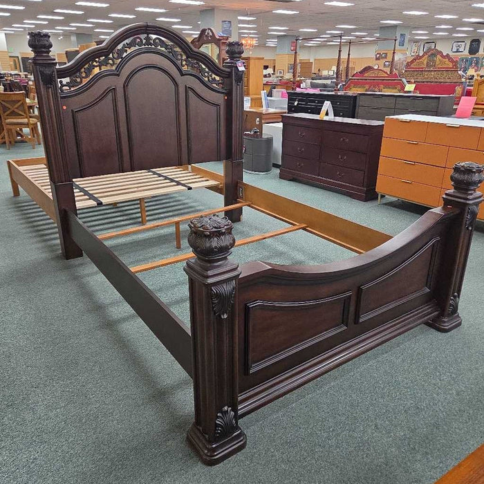 QUEEN BED BTK