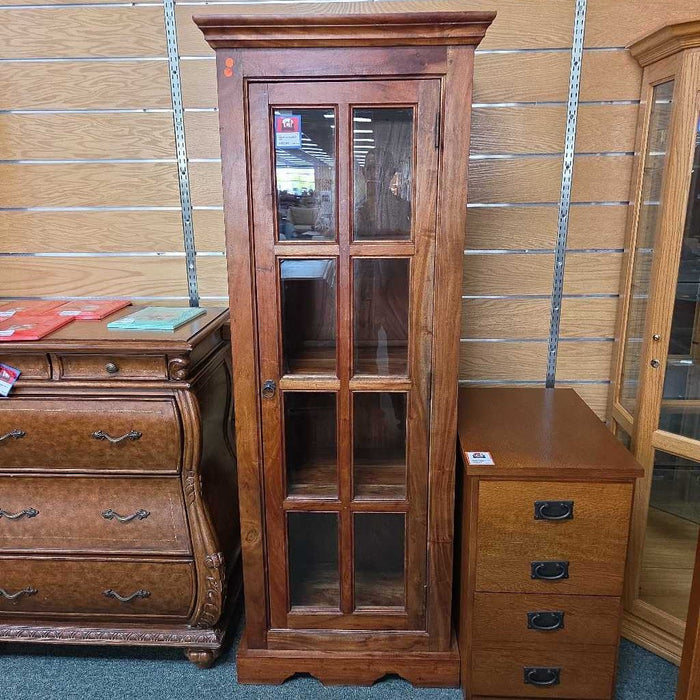 BOOKSHELF BTK
