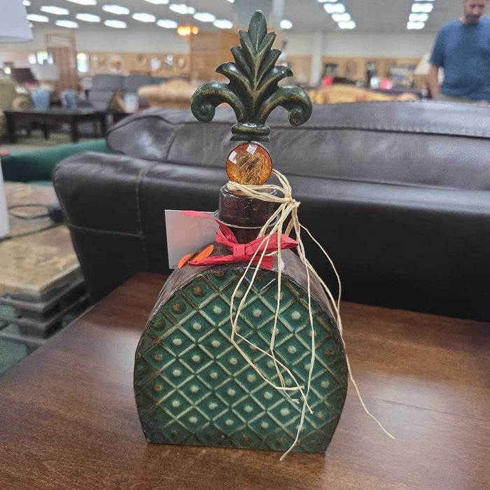 PINEAPPLE WITH LID S