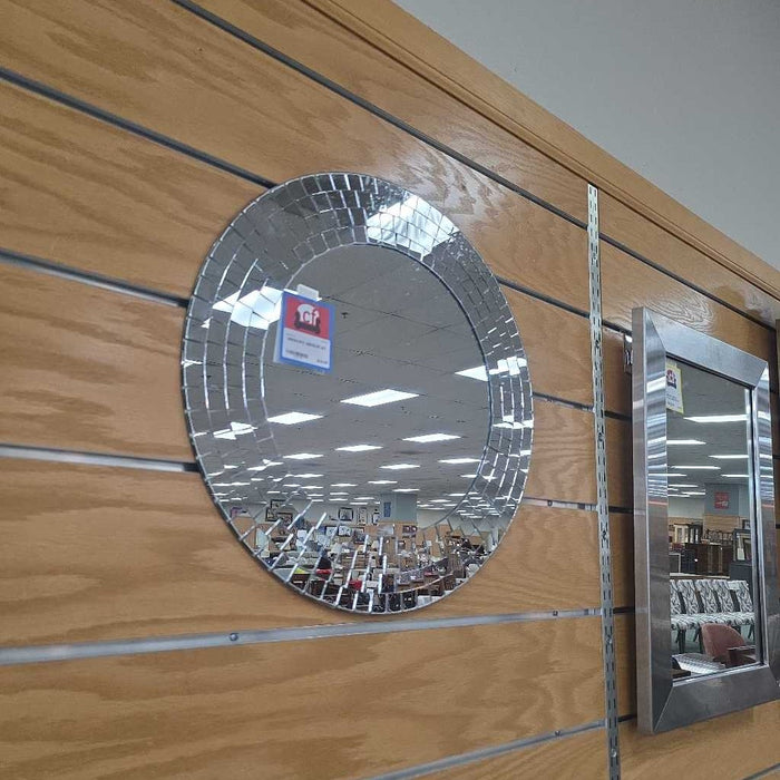 MIRROR BT
