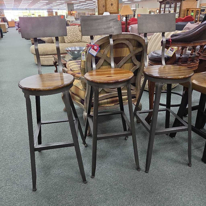 SET OF 3 STOOLS BKS