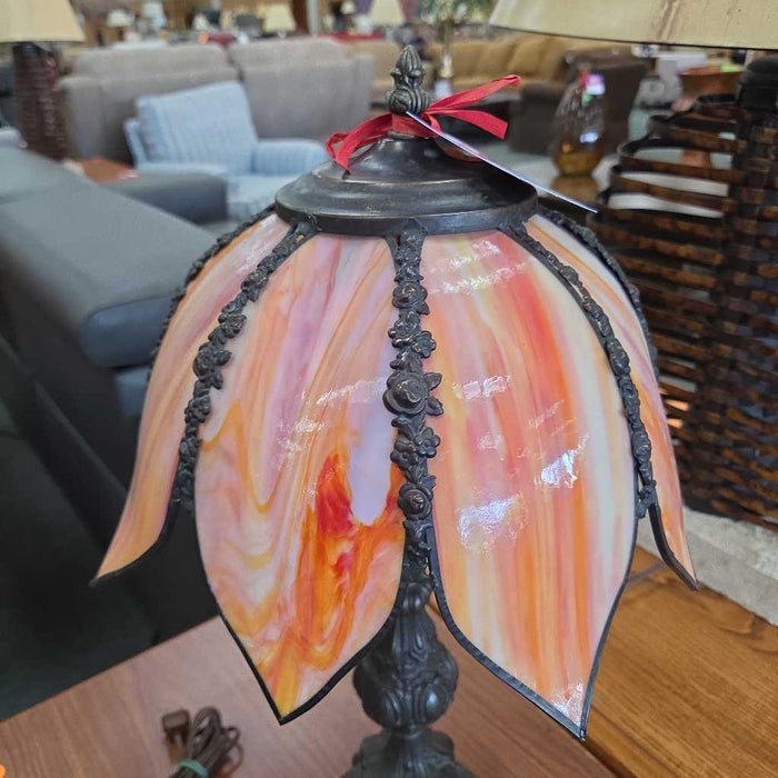 STAINED GLASS LAMP KL