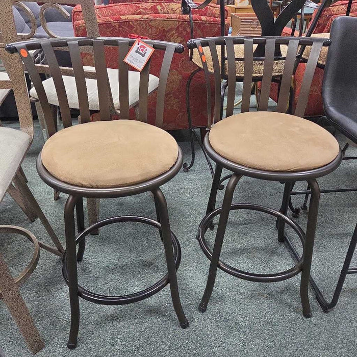 SET OF 2 STOOLS MI