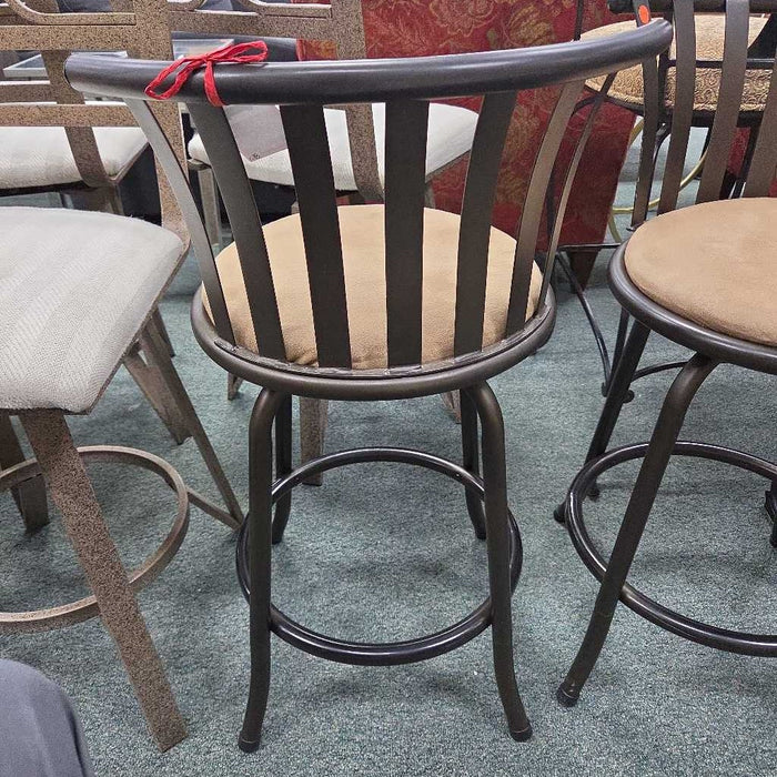 SET OF 2 STOOLS MI