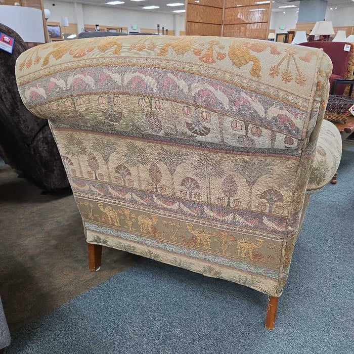 ACCENT CHAIR WITH OTTOMAN BBM