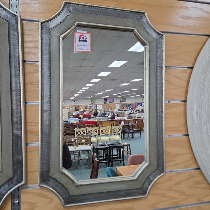 MIRROR AT