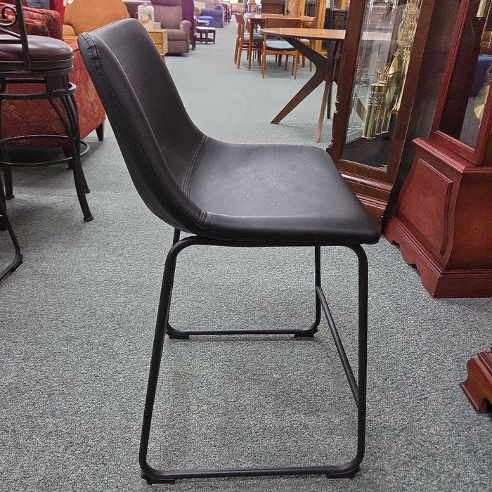 SET OF 4 STOOLS BAH