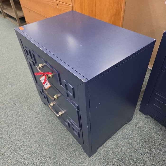 NIGHTSTAND BAH