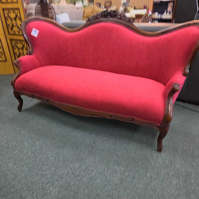 RED SETEE SOFA