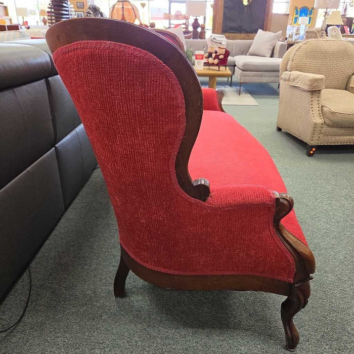 RED SETEE SOFA