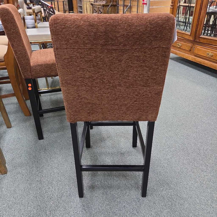 SET OF 2 STOOLS BHC