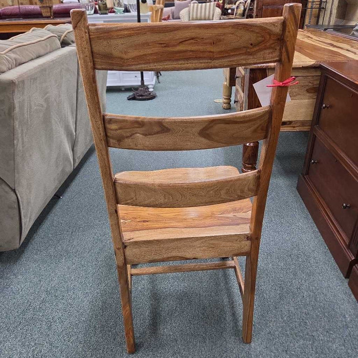 ACCENT CHAIR SK