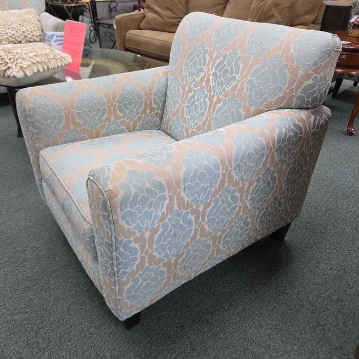 ACCENT CHAIR TB