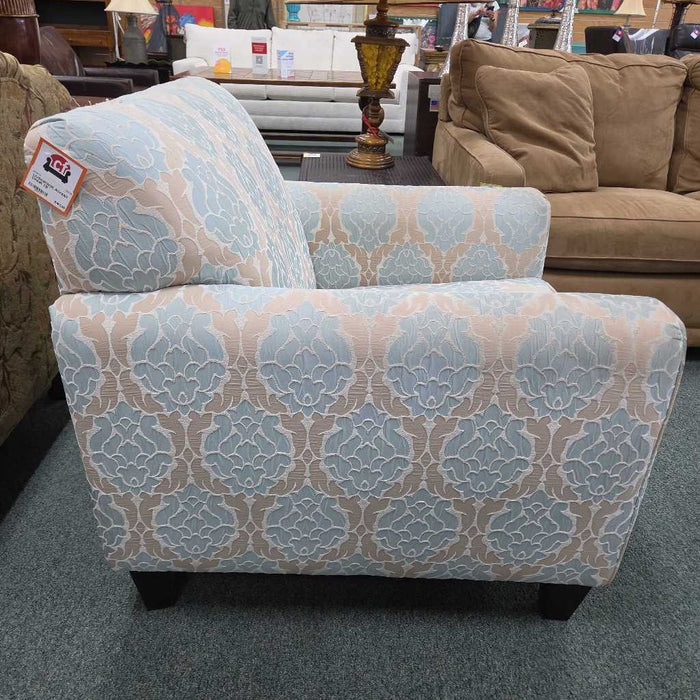 ACCENT CHAIR TB