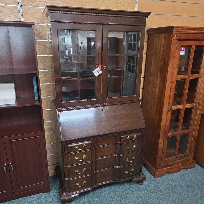 SECRETARY DESK WITH HUTCH ALK