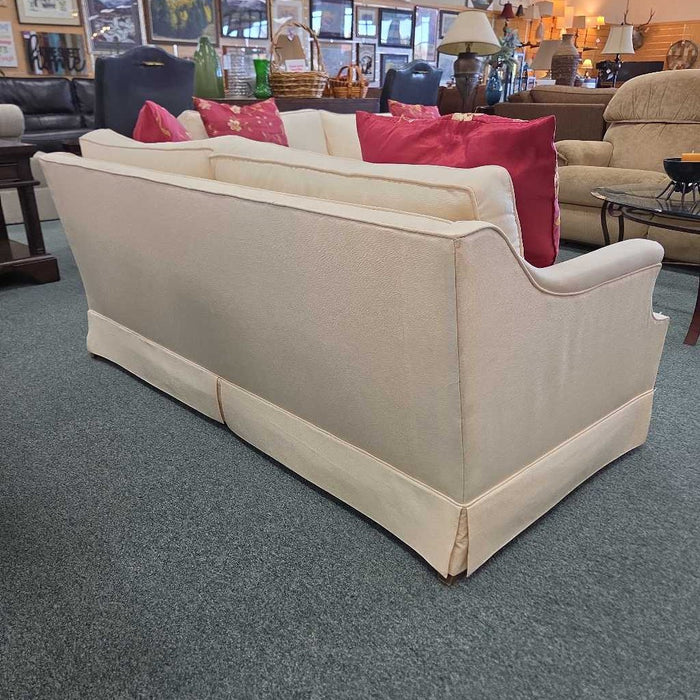 LOVESEAT BAH