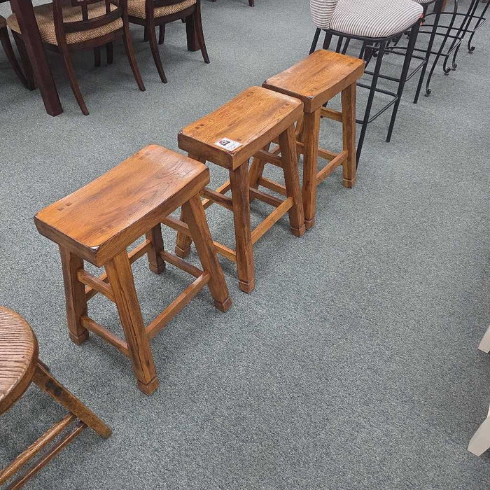 SET OF 3 STOOLS BBM