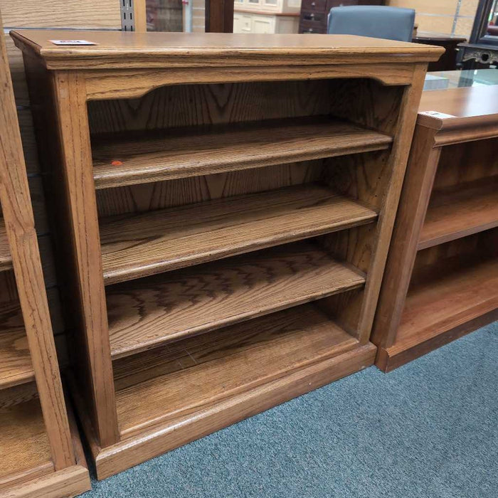 SMALL BOOKSHELF TM