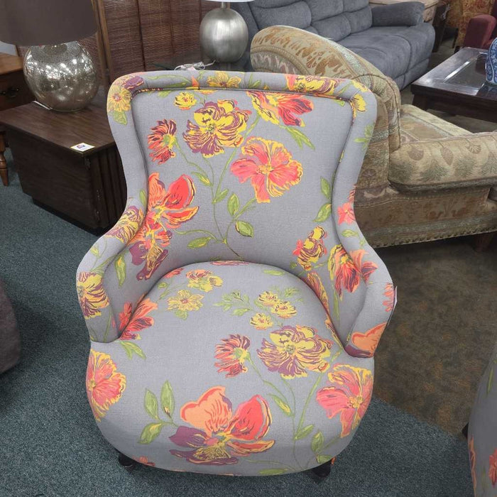 ACCENT CHAIR MI