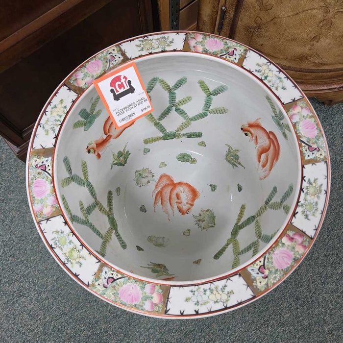 ASIAN VASE WITH STAND SK