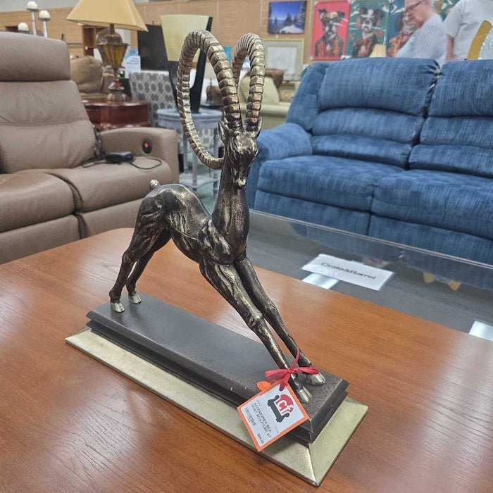 IBEX GOAT SCULPTURE AT