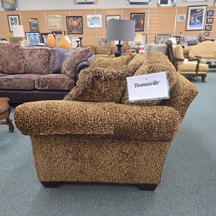 THOMASVILLE LOVESEAT BKS