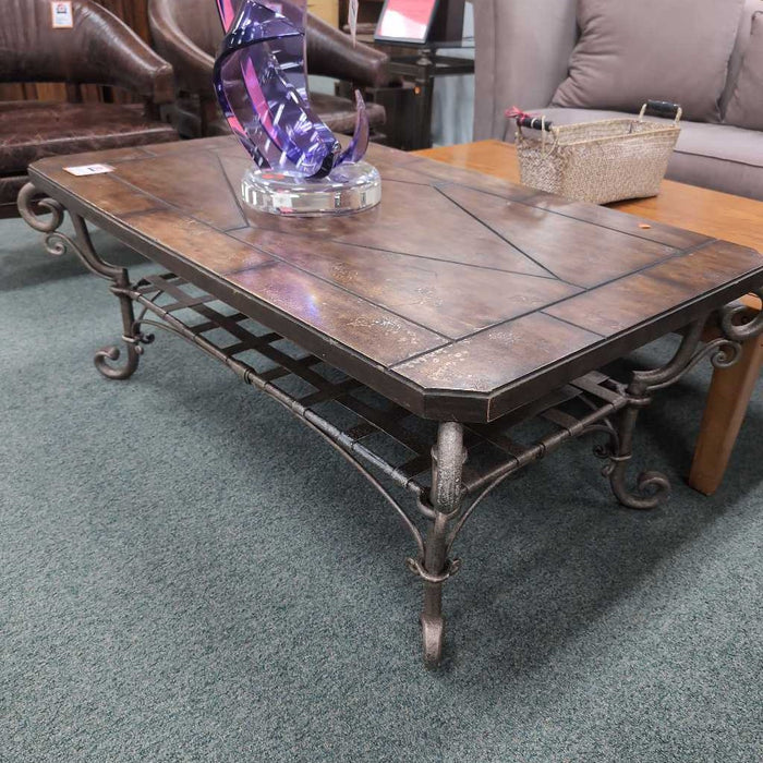 COFFEE TABLE BBM