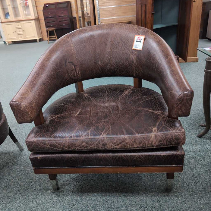 LEATHER ACCENT CHAIR KL