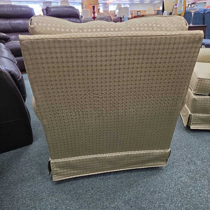ACCENT CHAIR BHC