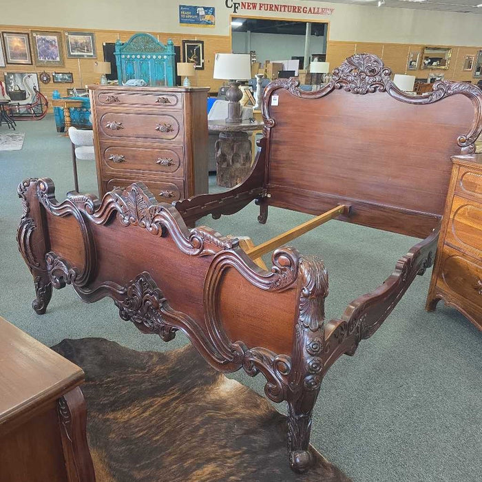 QUEEN BED ALK