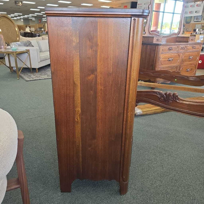 TALLBOY DRESSER BTK