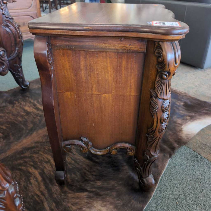 NIGHTSTAND MI