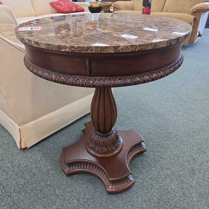ACCENT TABLE MI
