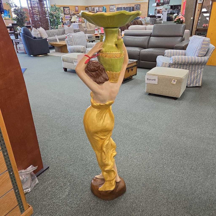 STATUE BST