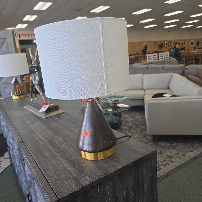 WEST ELM LAMP SK