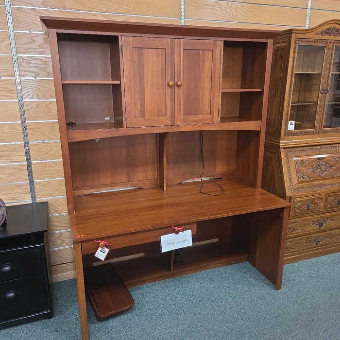ETHAN ALLEN DESK WITH HUTCH ATH