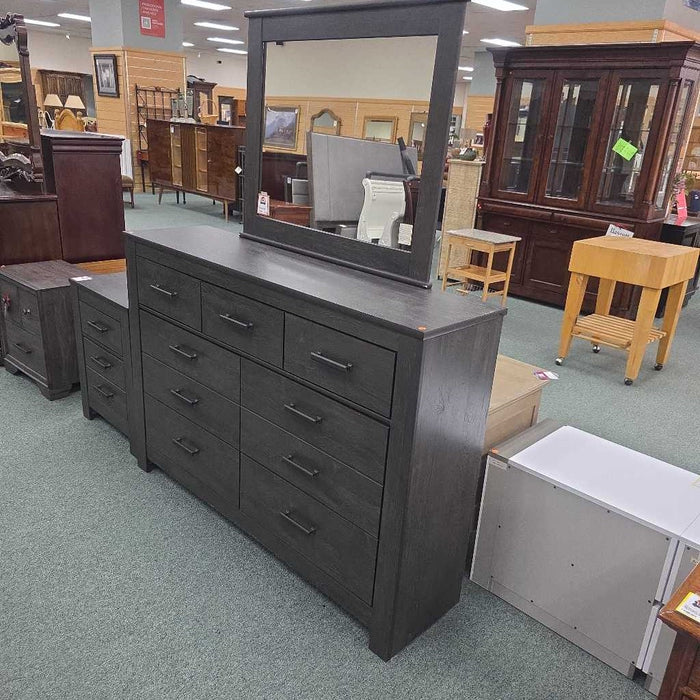 DRESSER WITH MIRROR BTK