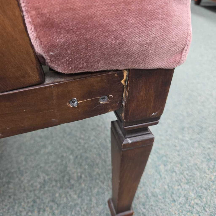 ACCENT CHAIR KL