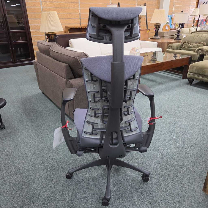 HERMAN MILLER EMBODY CHAIR SKH