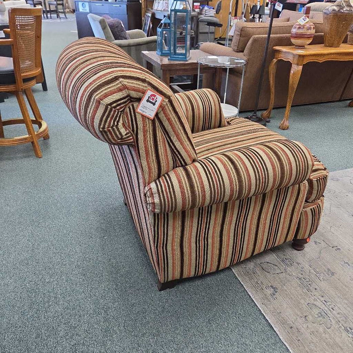 ACCENT CHAIR BHC