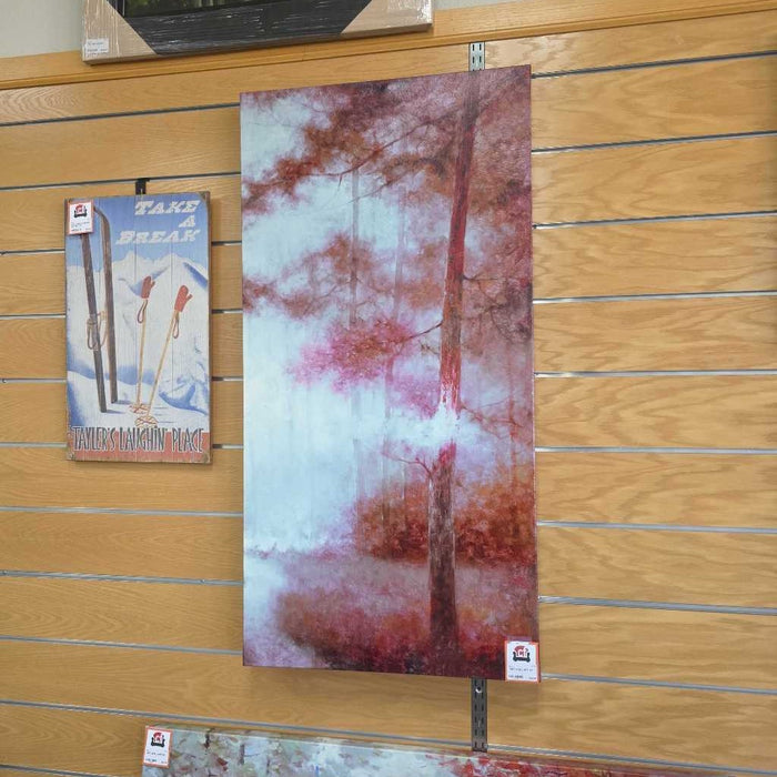 WALL ART AT