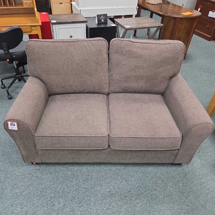 LOVESEAT BSL